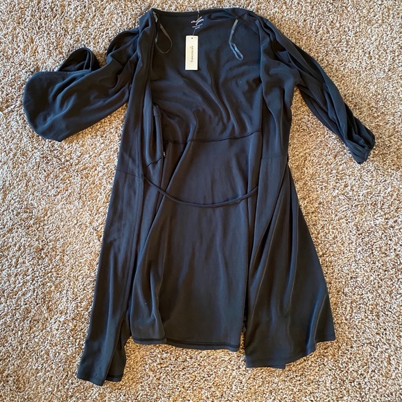 Francesca’s Cardigan - Picture 1 of 2